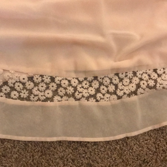 Baby pink open back flow we dress - Picture 4 of 6